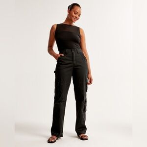Abercrombie & Fitch Curve Love Relaxed Cargo Pant in Black